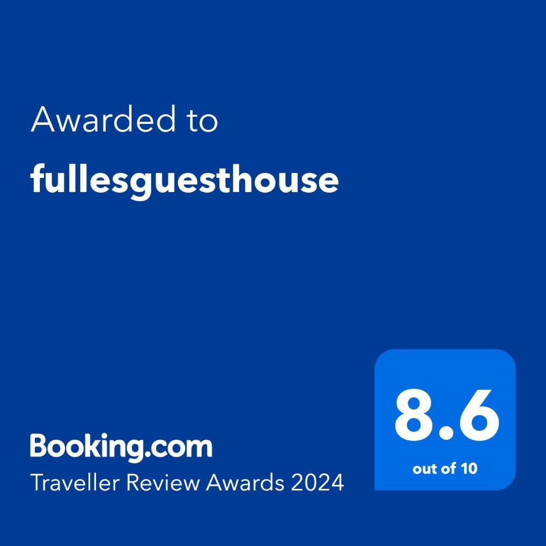 Fullesguesthouse ギリ・トラワンガン エクステリア 写真