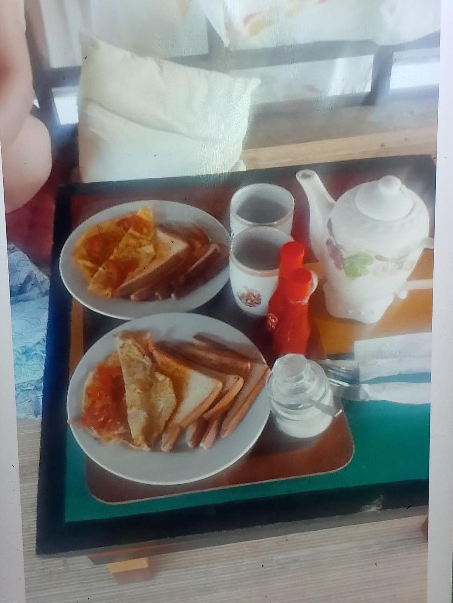 Fullesguesthouse ギリ・トラワンガン エクステリア 写真